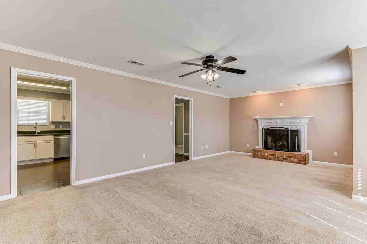 259 Hillwood Ct #1 - Photo 6 of 31