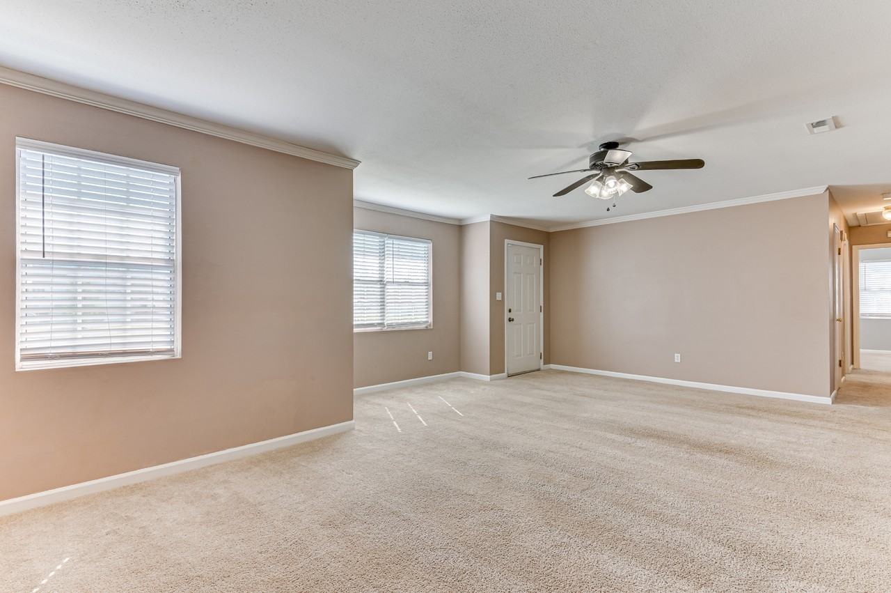 259 Hillwood Ct #1 - Photo 7 of 31