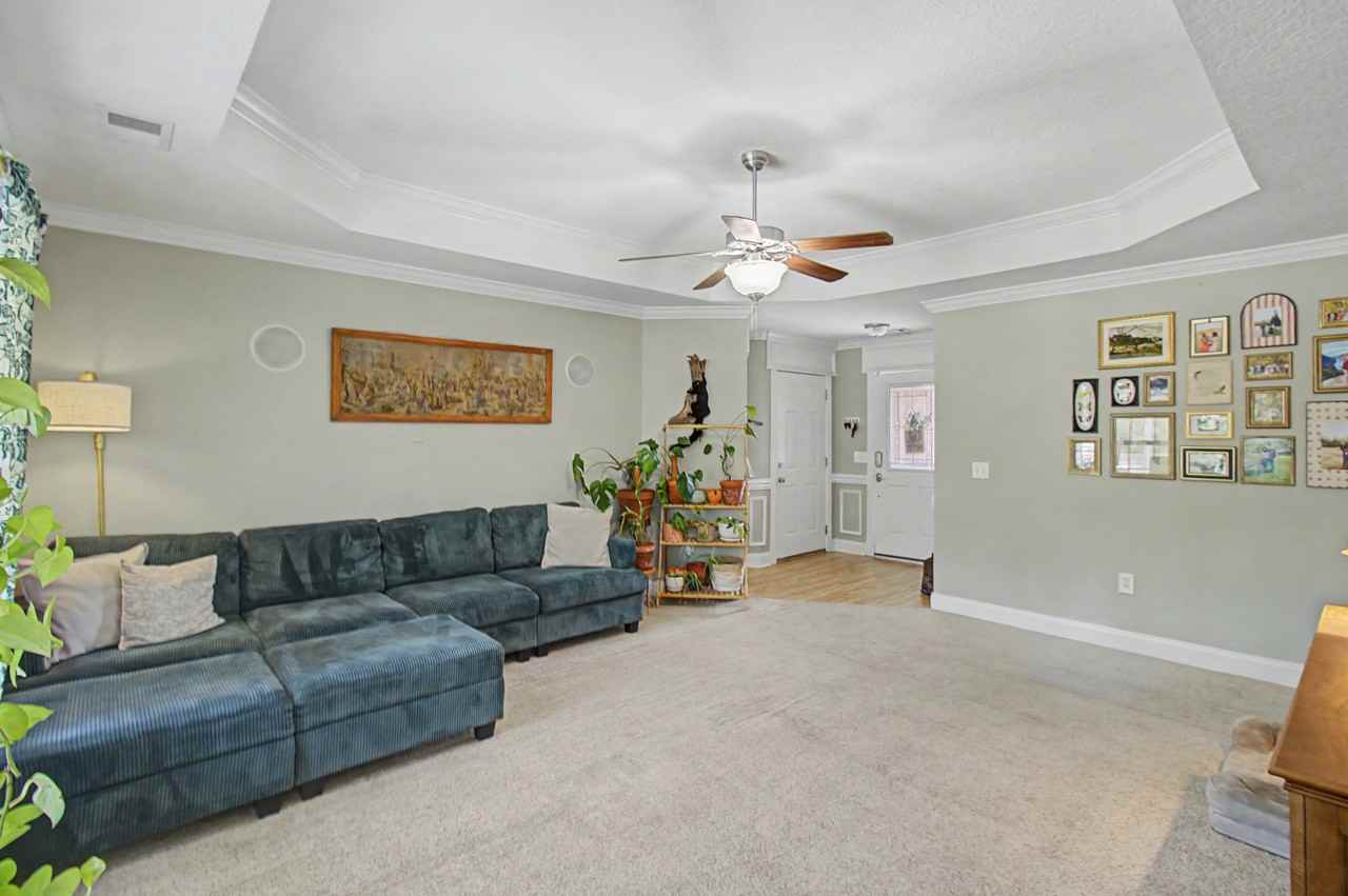 220 Jackson Avenue Northeast NE #1 - Photo 4 of 24