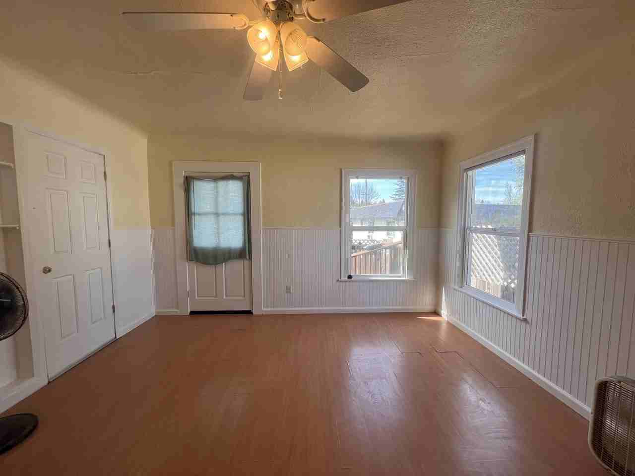 415 S Auburn St #1 - Photo 6 of 9