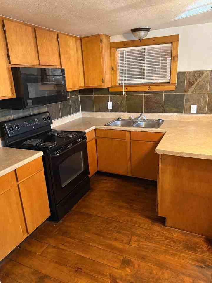 Lakeside Bungalows 1 - Photo 2 of 34