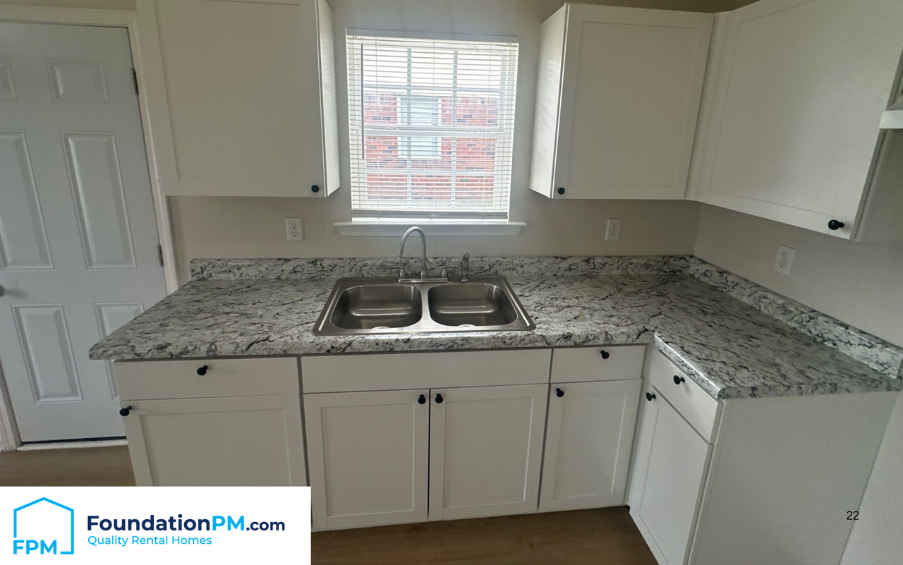 388 Bonnell Ave #1 - Photo 4 of 23