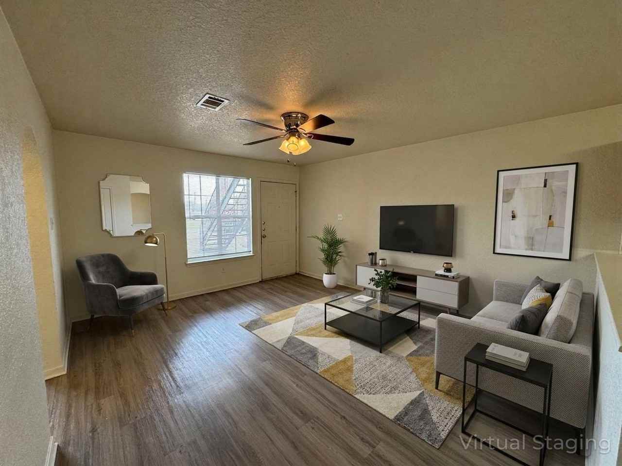 1606 Dugger Cir #B - Photo 6 of 25