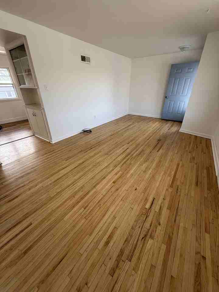 628 3rd Ave Nw #1 - Photo 5 of 29