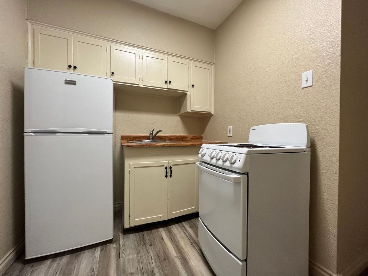 Augustine Apartments - Photo 3 of 24