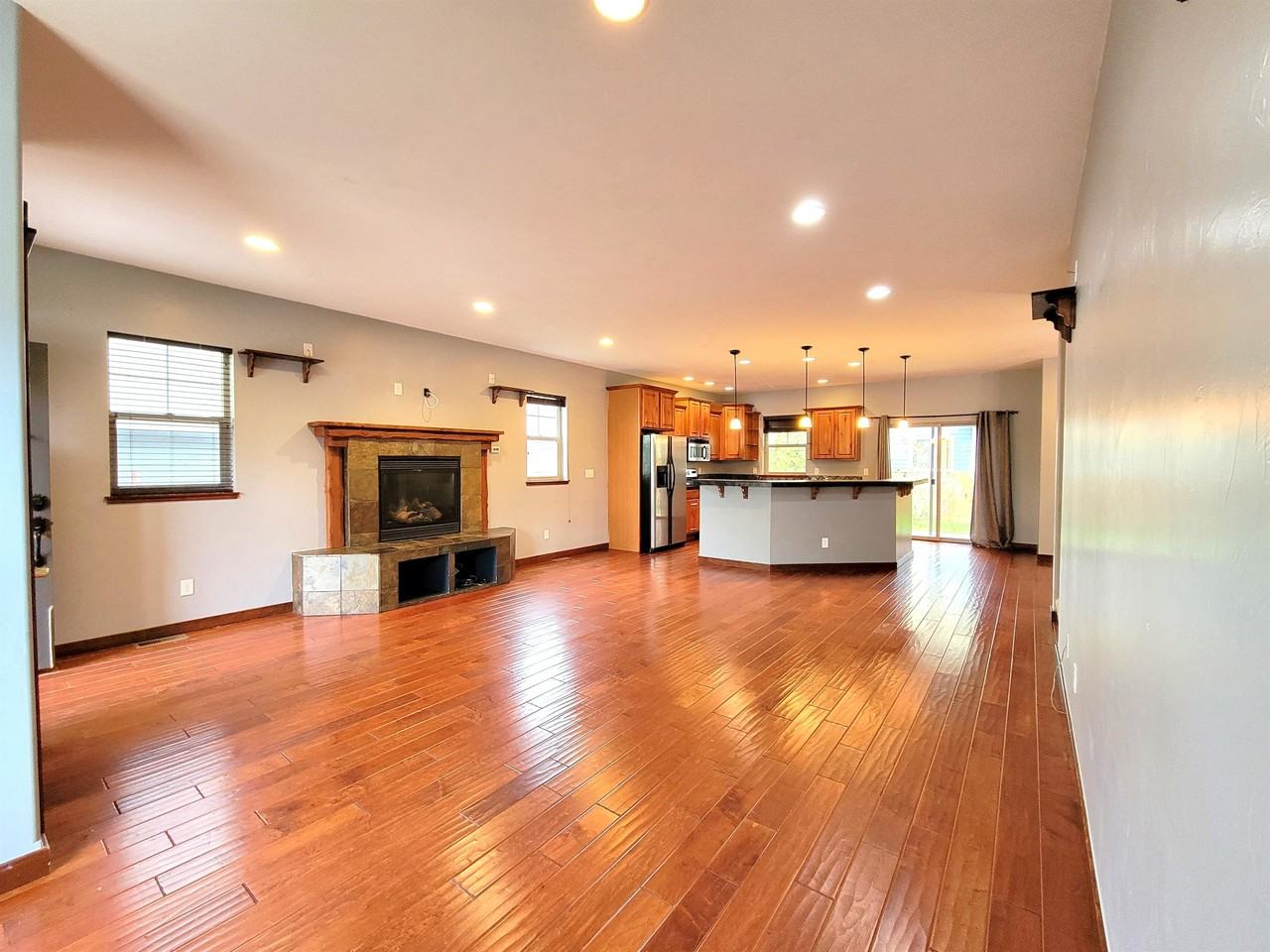 1624 Gale Ct #HOME - Photo 5 of 29