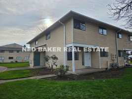 featured image of 2540 Lee St Se