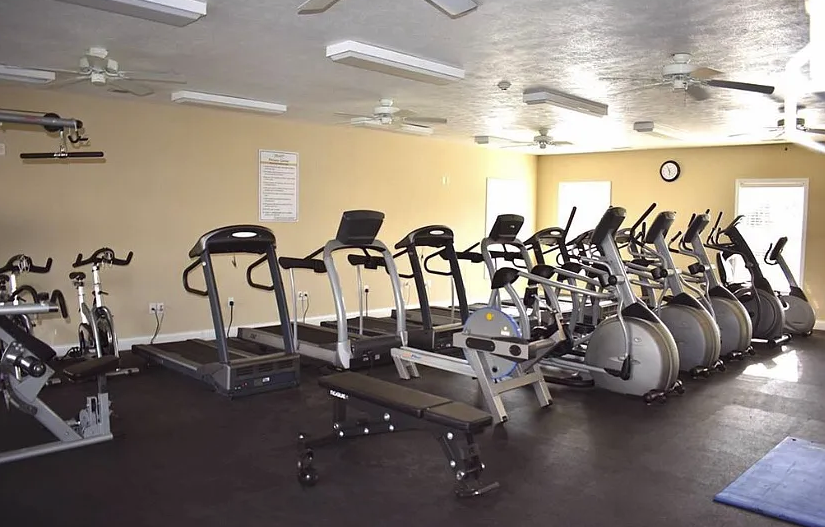 3337 Sun Ct #1 - Photo 3 of 46