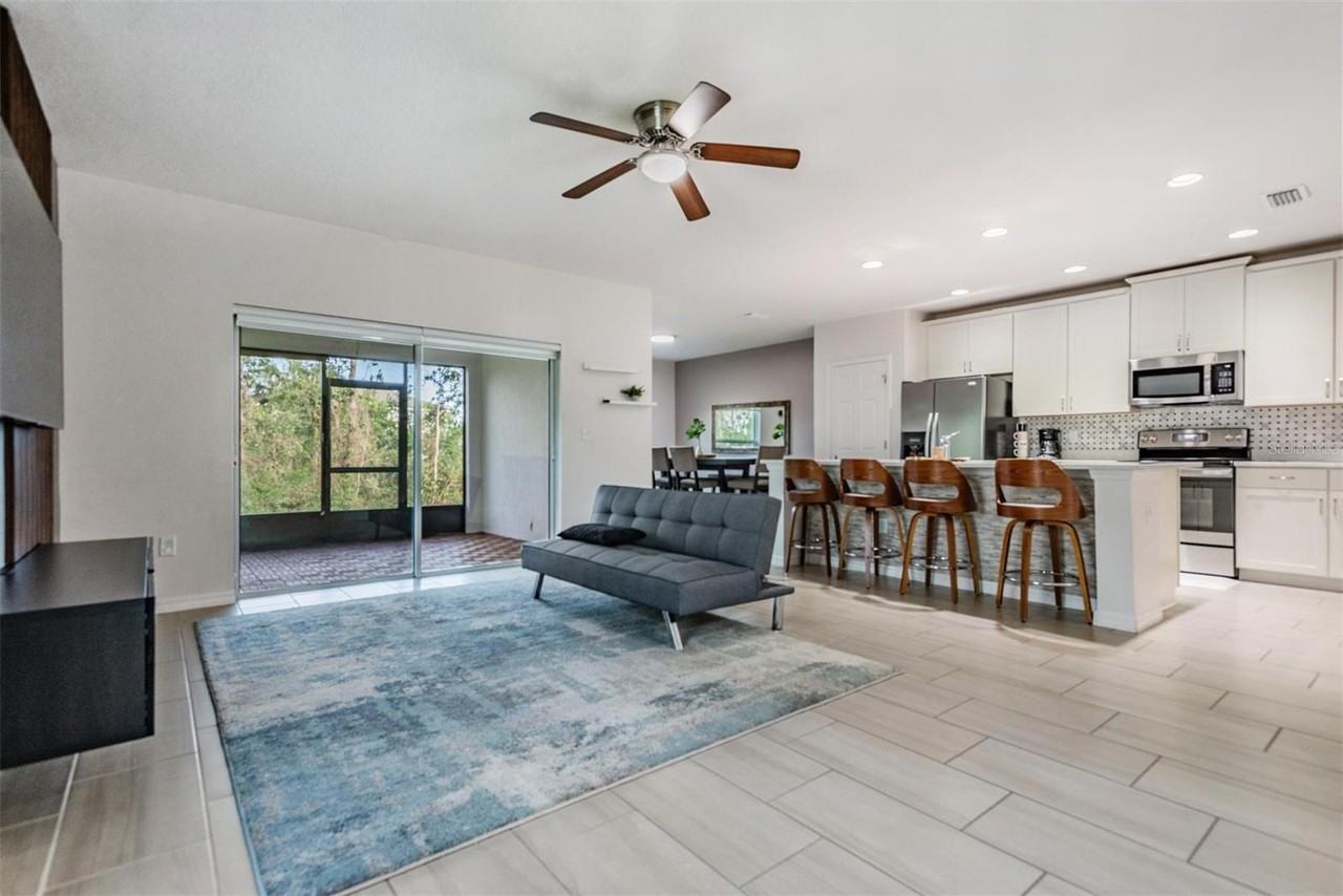 1174 Sand Torch Cir #1 - Photo 4 of 17