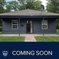 featured image of 942 Emmie St #1