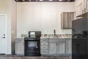 featured image of 218 E Kemp Ave #2