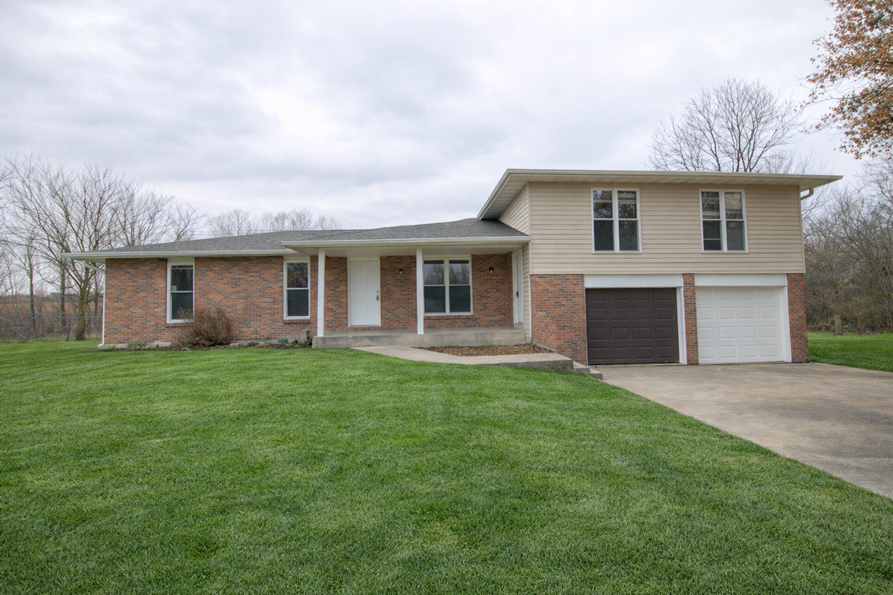 4240 E Santa Barbara Dr