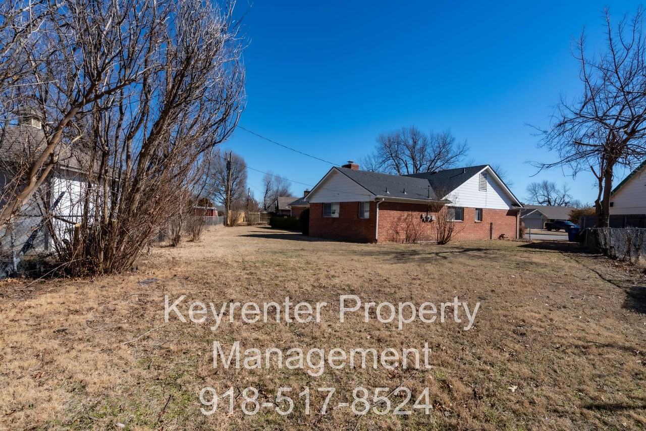 9103 E 38th Pl - Photo 2 of 27