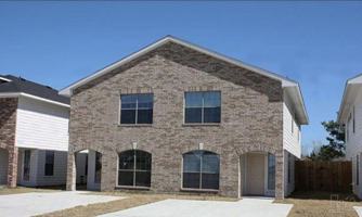featured image of 10626 Pine Landing Dr