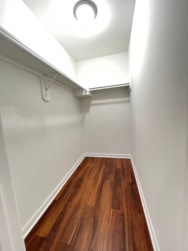 10626 Pine Landing Dr - Photo 4 of 18