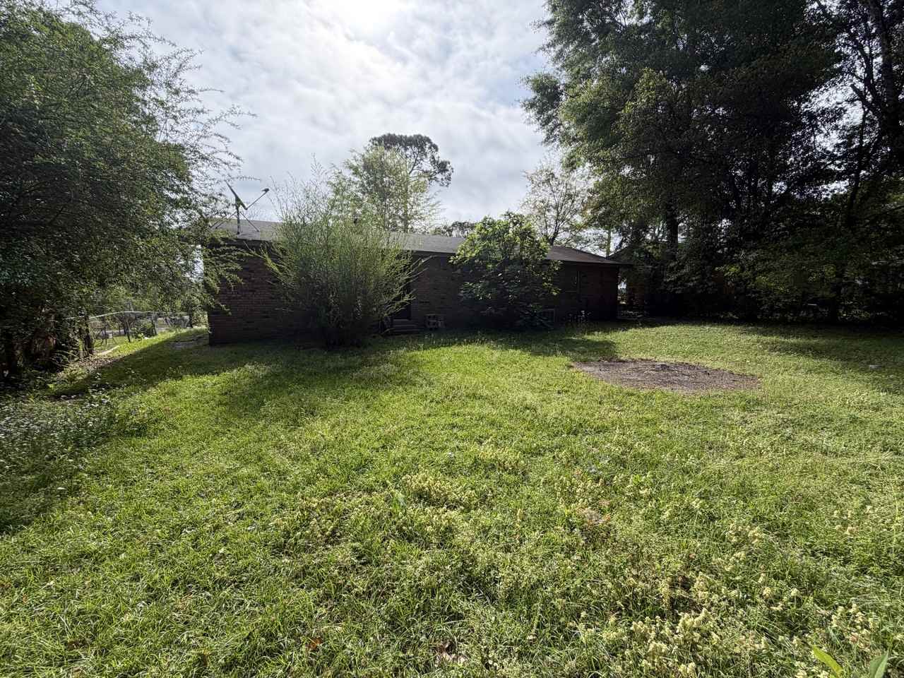 2950 Hillcrest Dr #1 - Photo 2 of 9