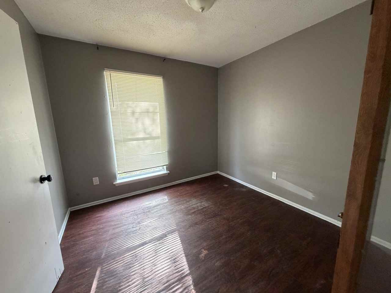 2950 Hillcrest Dr #1 - Photo 7 of 9