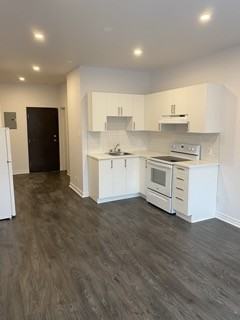5491 Av Victoria #111