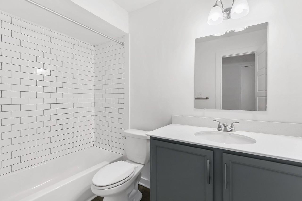 Forest Park Apartments - Photo 5 of 43