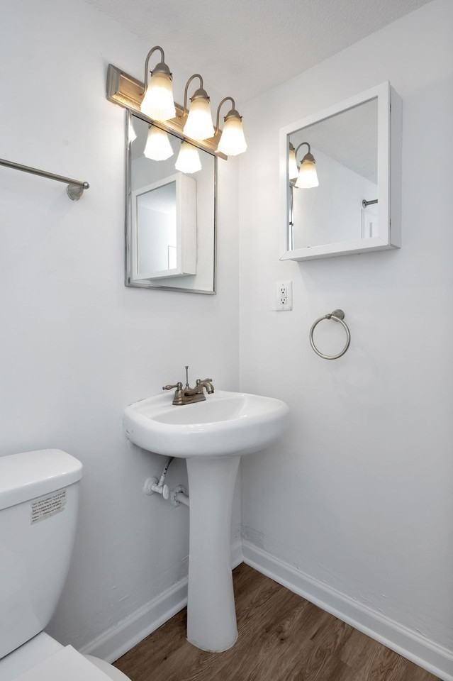 Glen Iris Arms - Photo 6 of 15