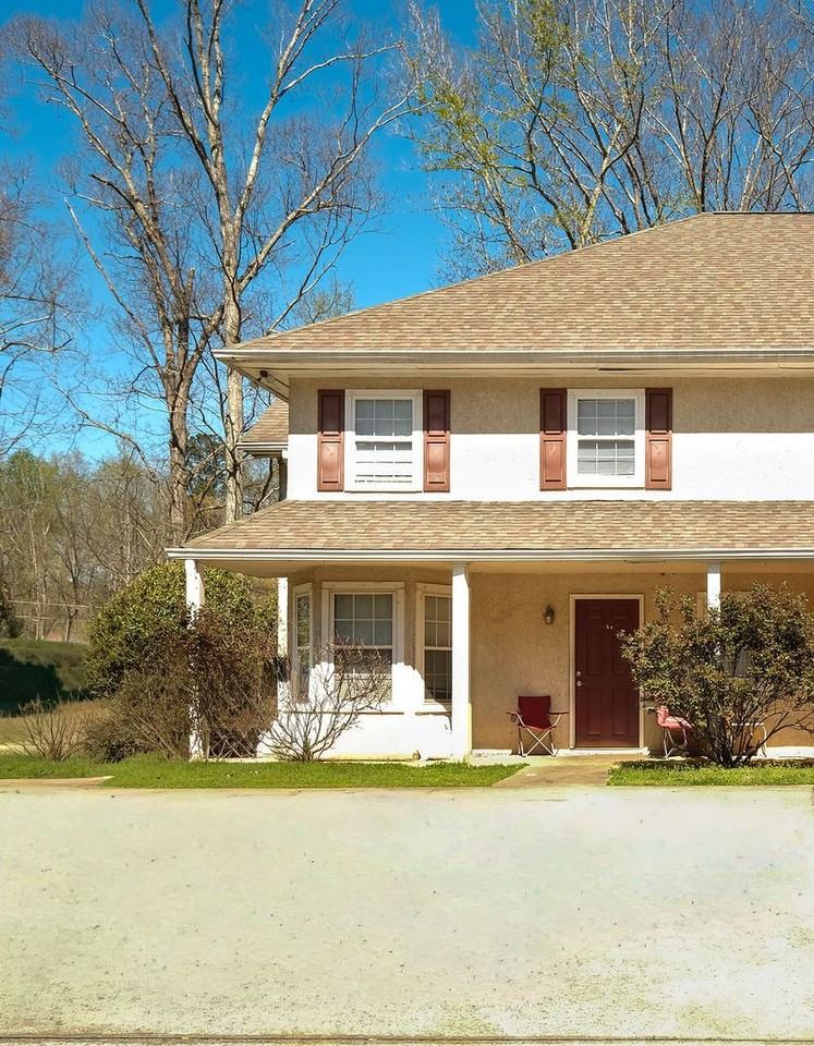 1535 Cedar Shoals Dr #A - Photo 2 of 17