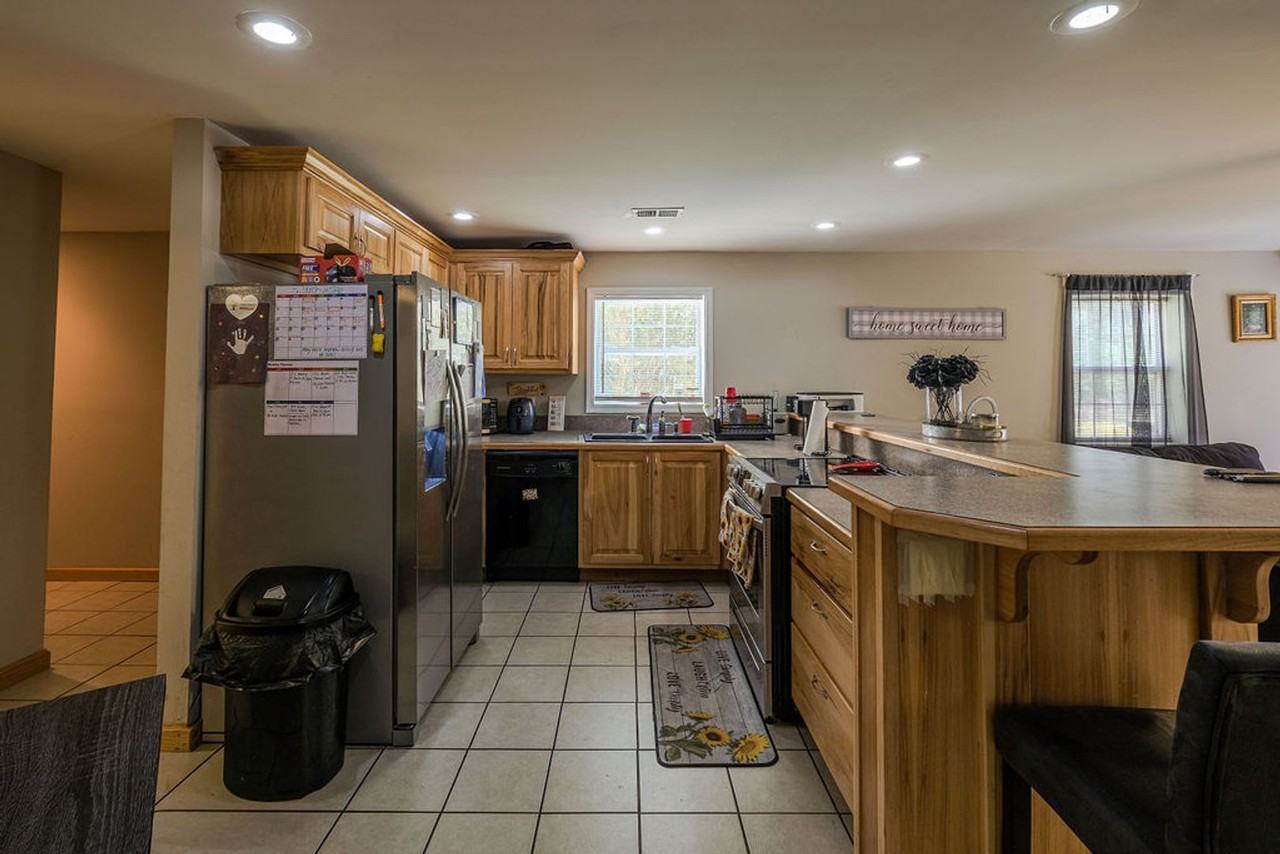 1535 Cedar Shoals Dr #A - Photo 6 of 17