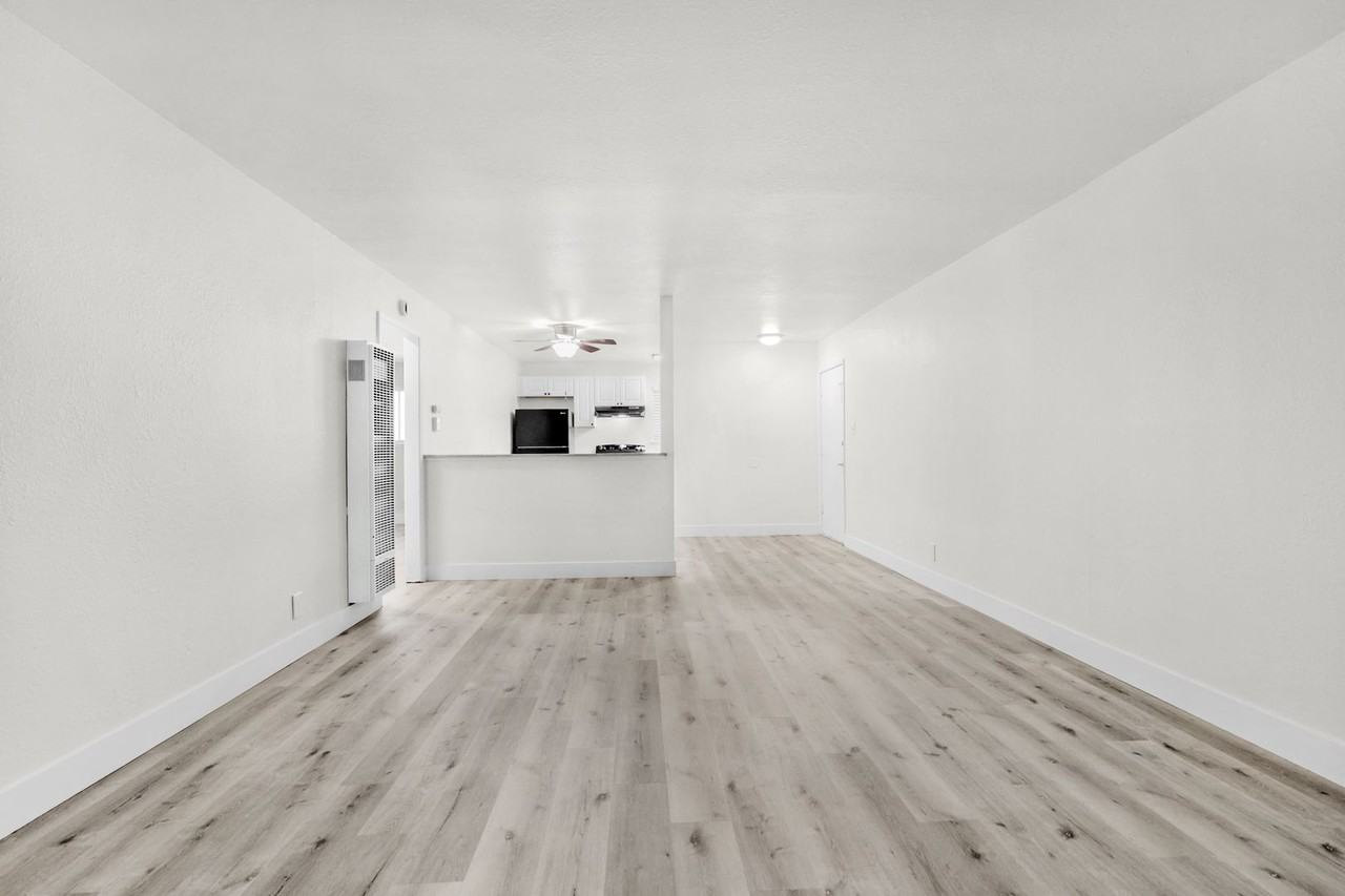 Carmichael Apartments - Photo 4 of 13