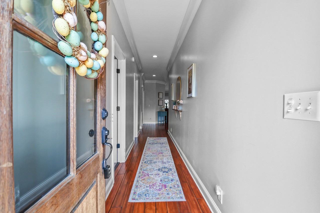 951 Willow Cir #1 - Photo 5 of 38