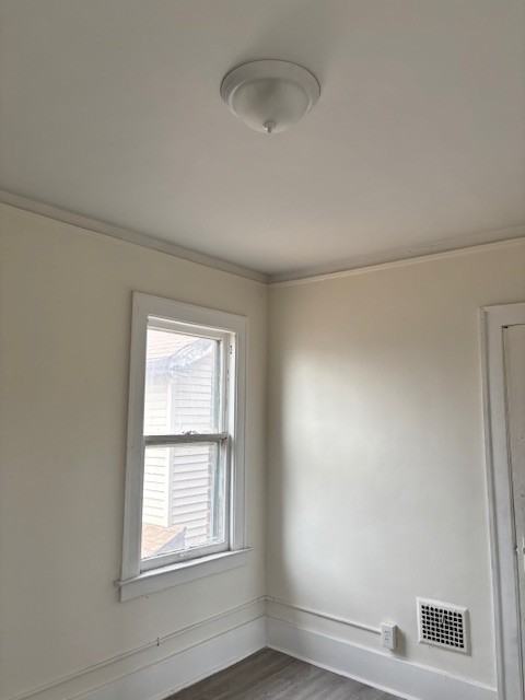 2285 Cortland St #1 - Photo 7 of 36