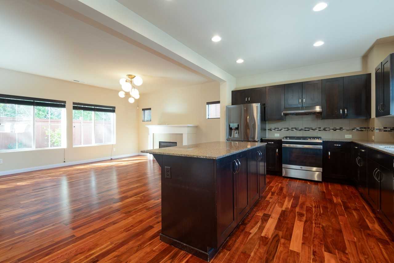 6733 37th Ave S #1 - Photo 4 of 30