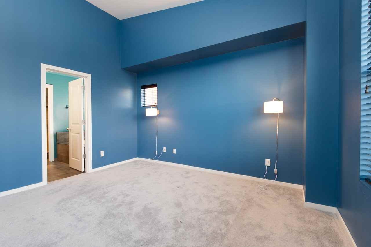 6733 37th Ave S #1 - Photo 7 of 30