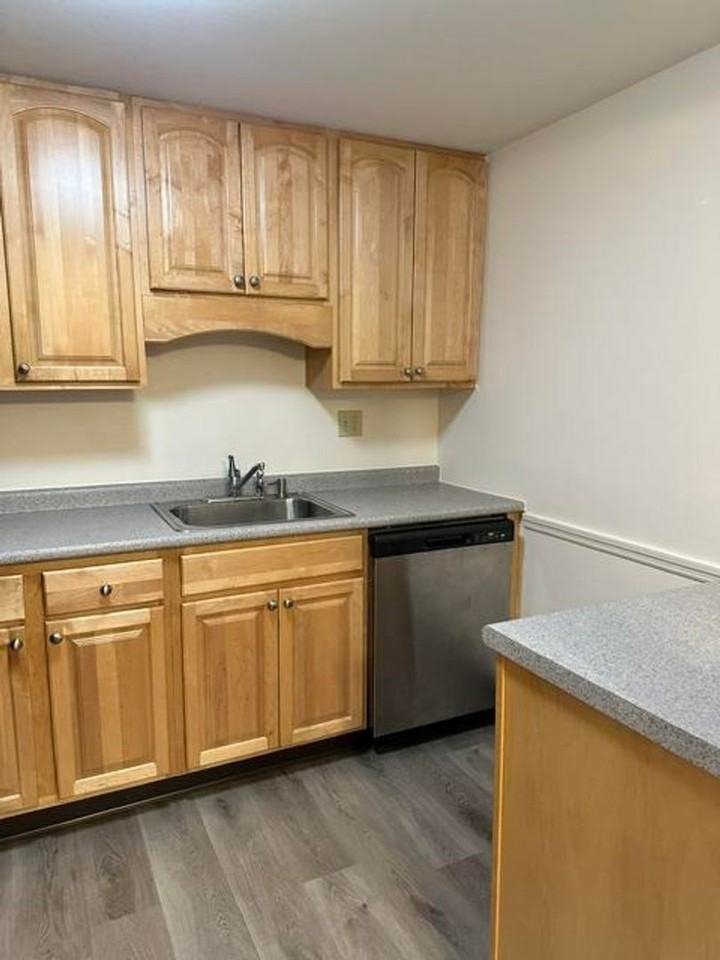 Mount Vernon Apartments - Photo 3 of 11