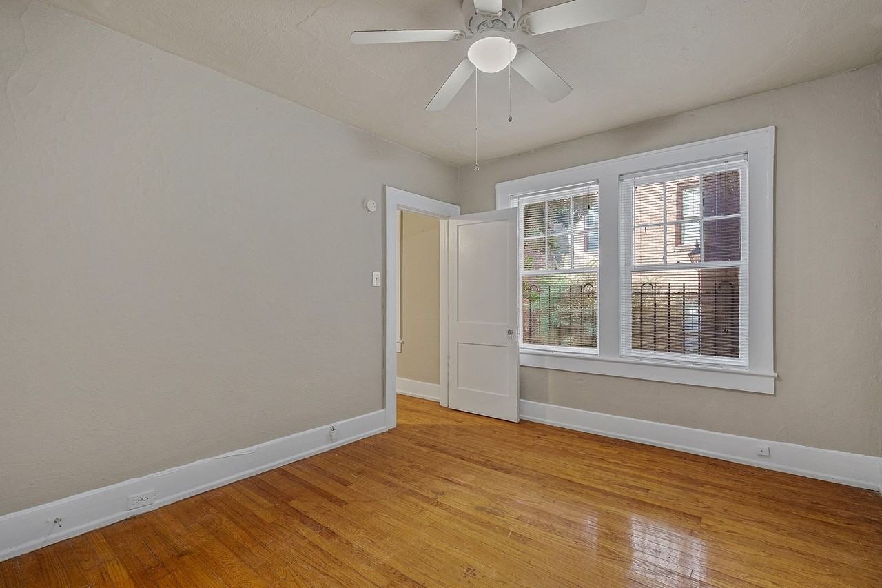 Highland Court - Photo 6 of 11