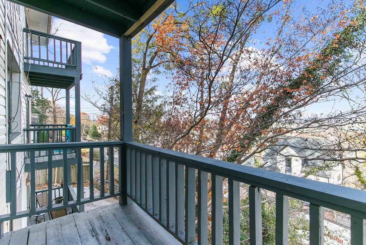 Signal Hill - Photo 4 of 4