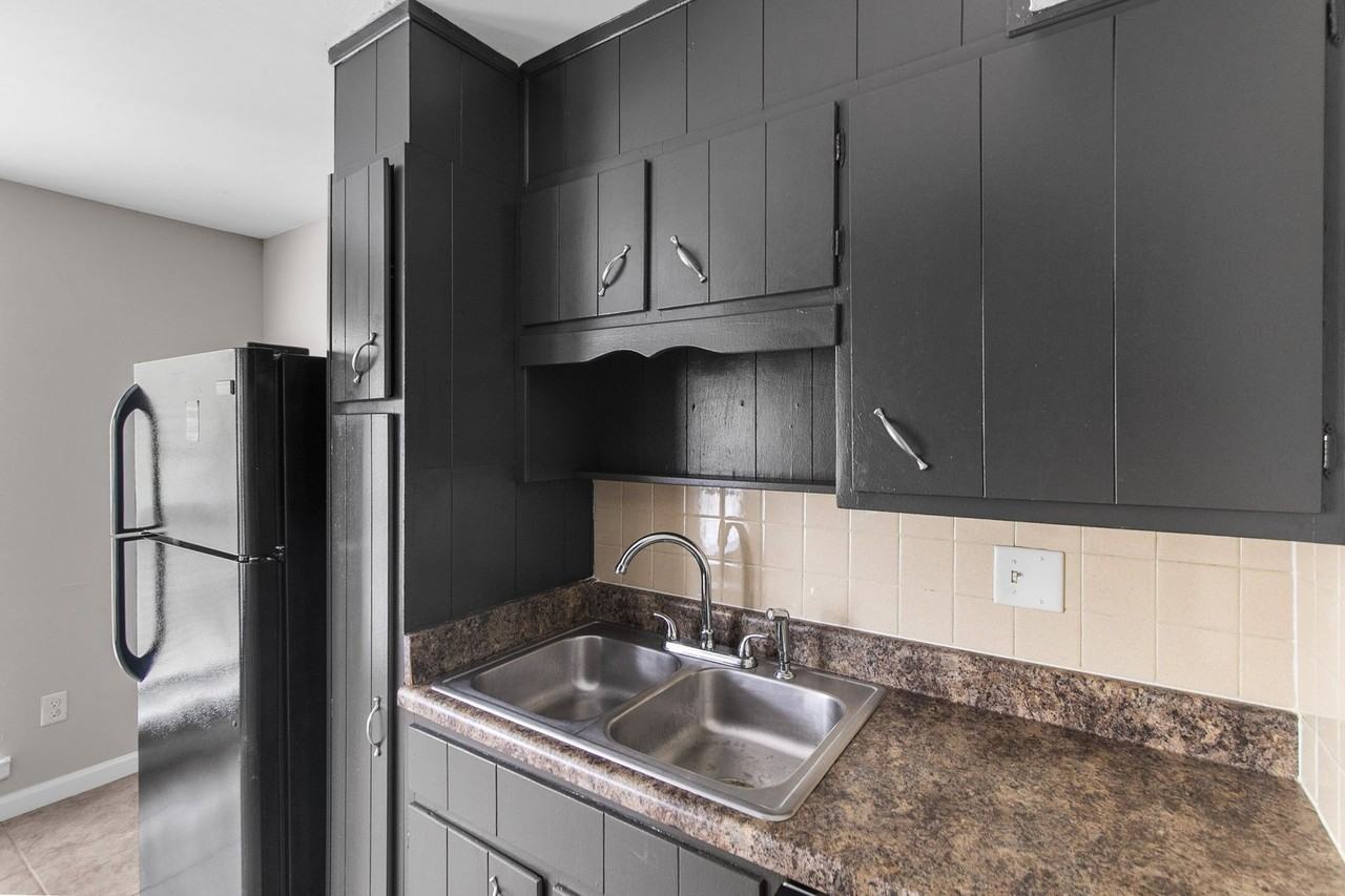 South Hill - Five Points - Photo 6 of 8