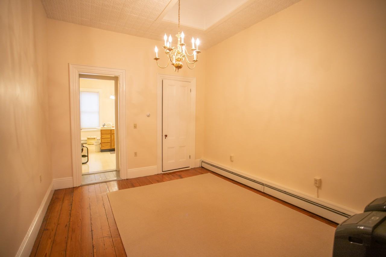 47 Main St #11 - Photo 5 of 20