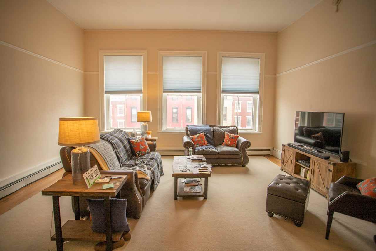 47 Main St #11 - Photo 7 of 20