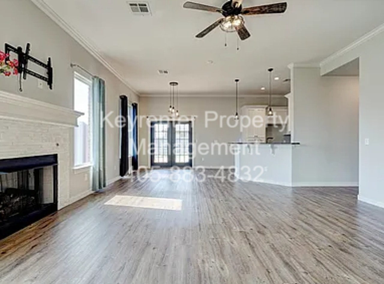 8000 Nw 160th Ter - Photo 6 of 32