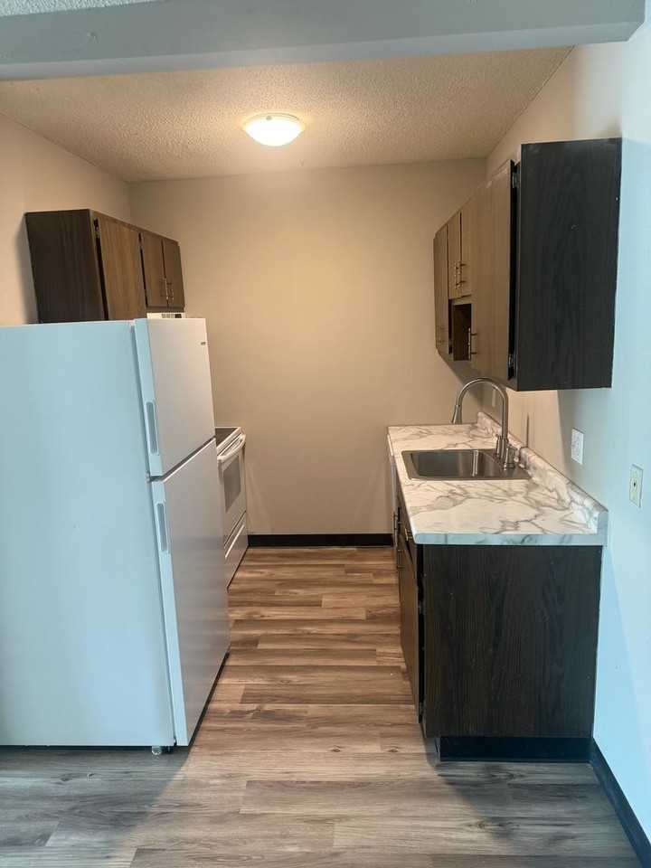 108 Sieville 108 - #106 - Photo 4 of 12