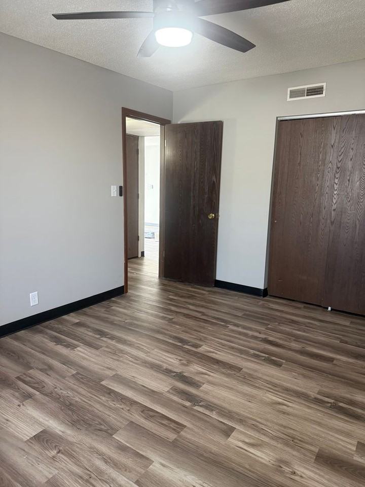 108 Sieville 108 - #106 - Photo 7 of 12