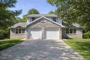 featured image of 1329 Valley Creek Ln