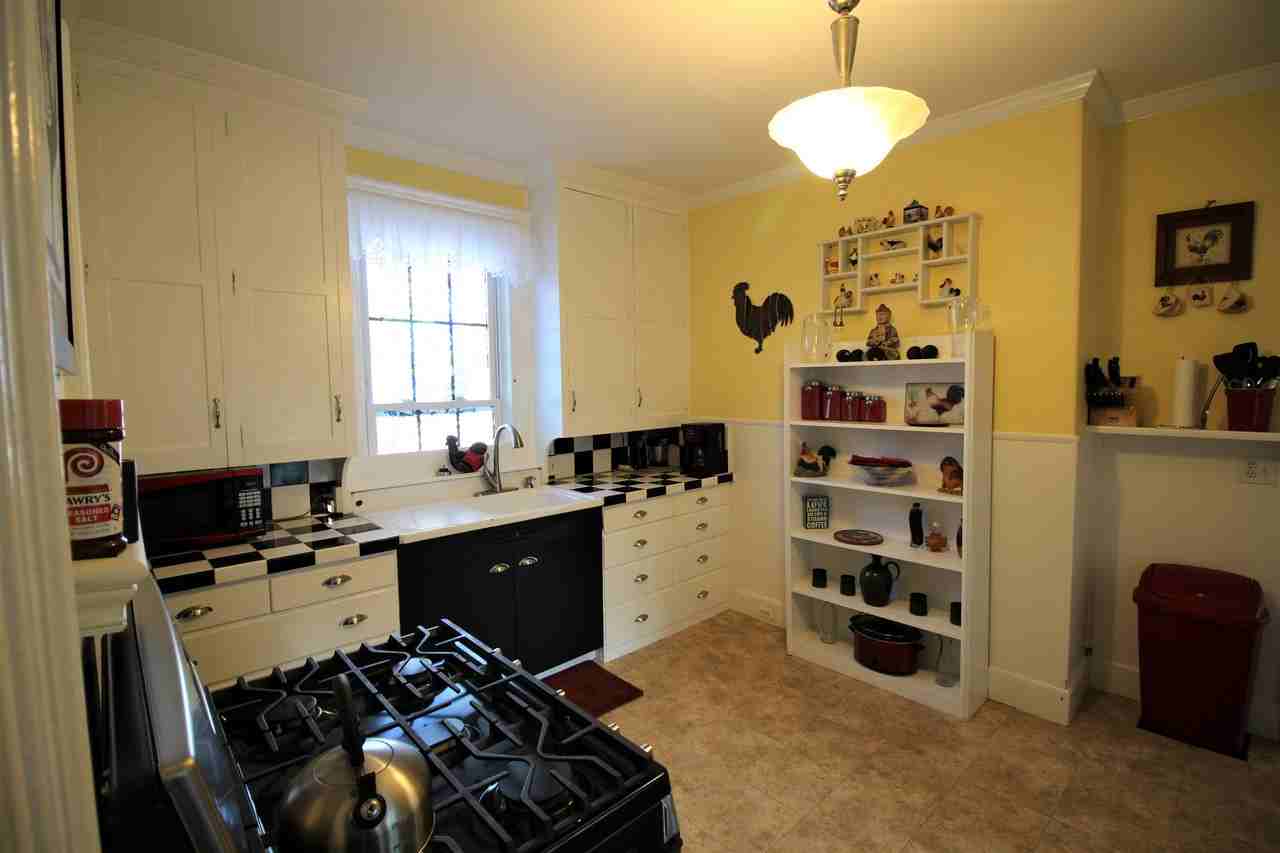 91 1st St #1 - Photo 2 of 17