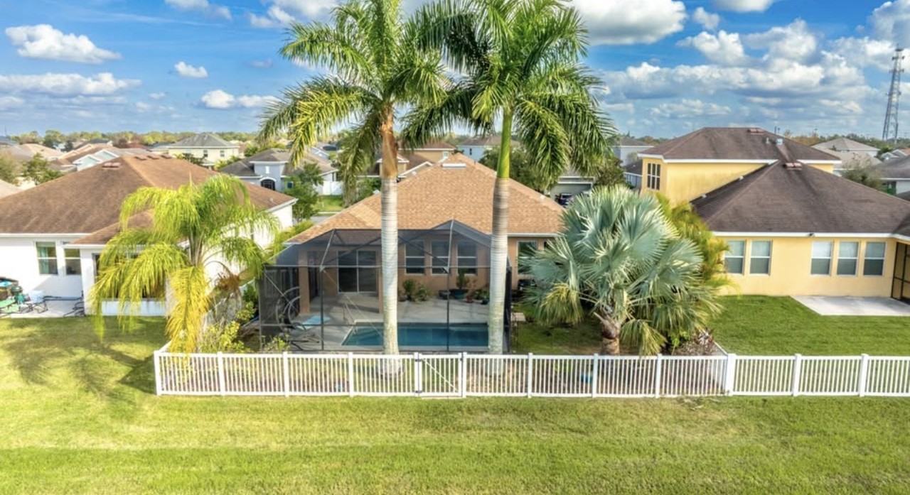 7817 112th Ave E #1 - Photo 2 of 44