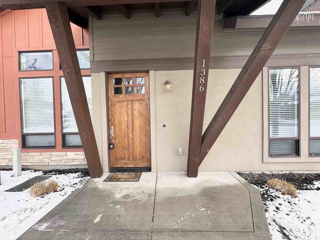 1386 E Lone Shore Dr - Photo 4 of 50