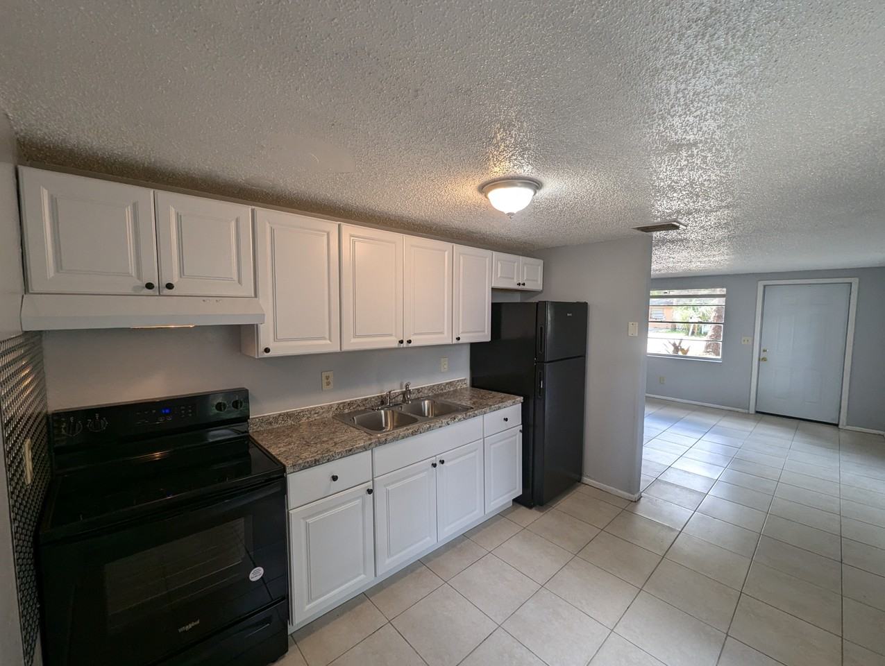 919 59th Avenue Dr E #919 - Photo 4 of 24