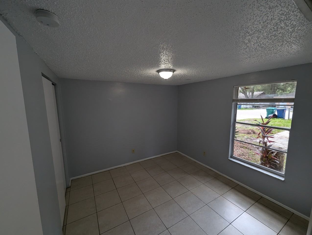 919 59th Avenue Dr E #919 - Photo 5 of 24