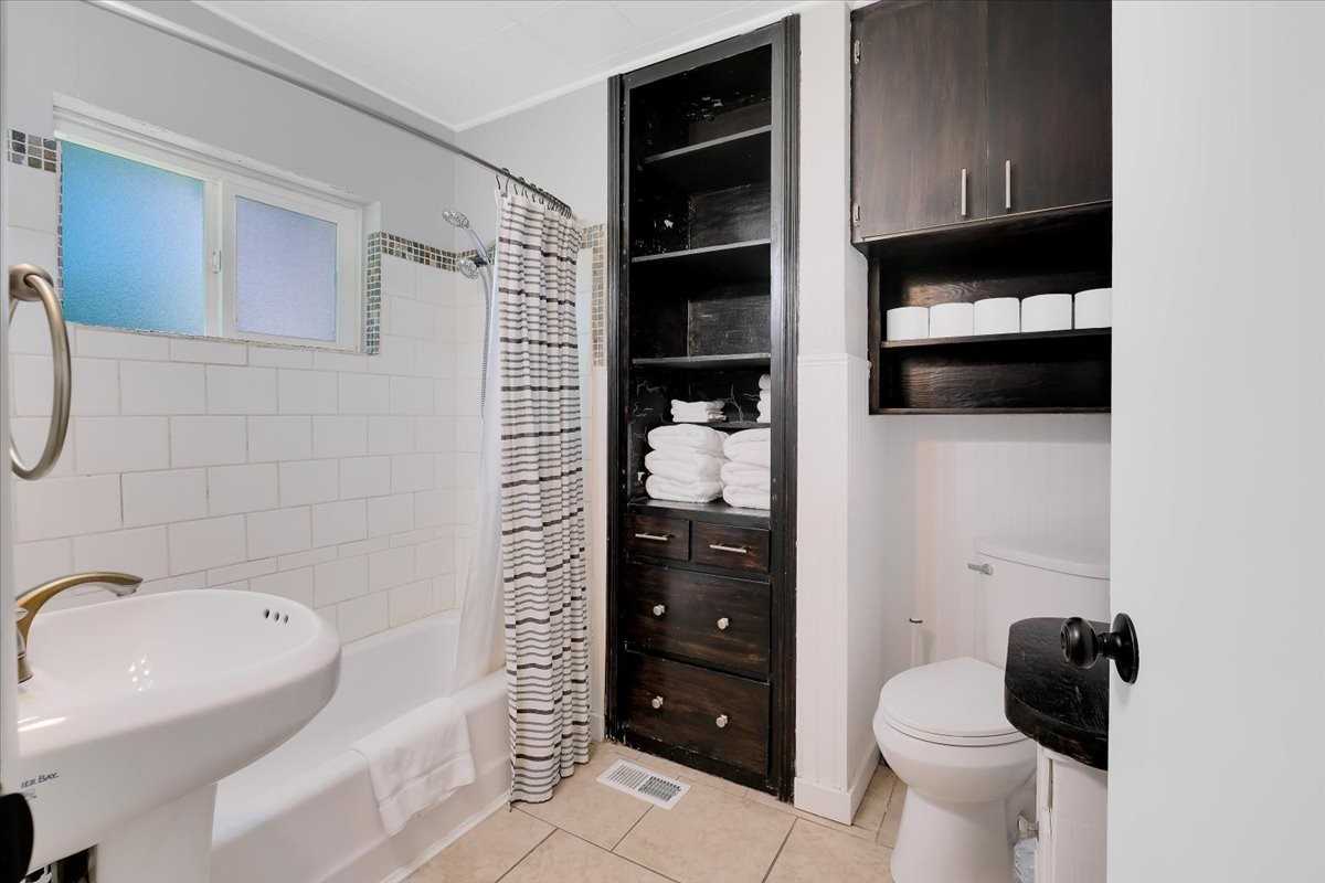 355 E 400 N #1 - Photo 6 of 25