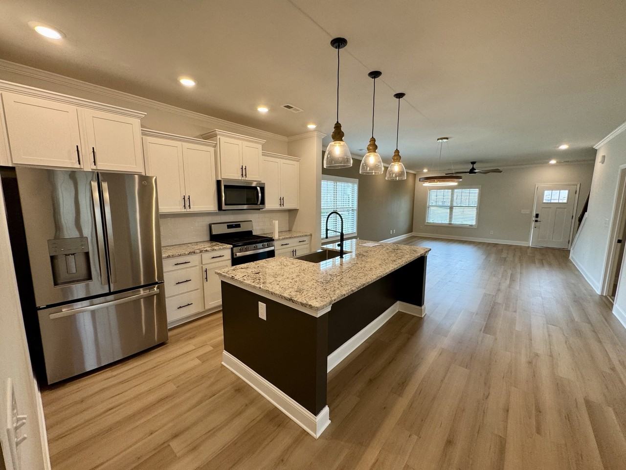 17664 Eastmoor St #1 - Photo 3 of 10