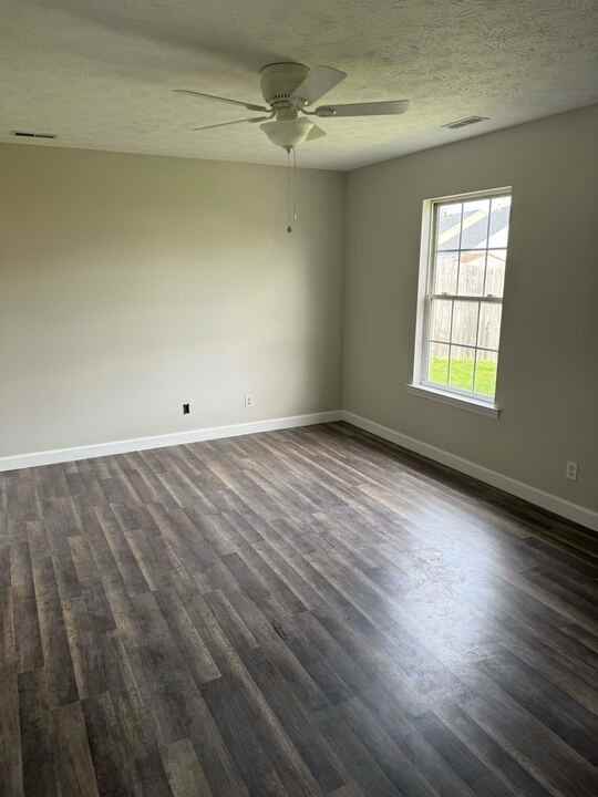 2573 Landing Ter #1 - Photo 4 of 42