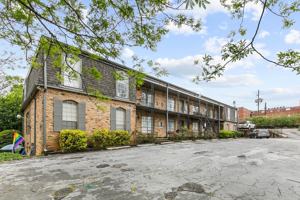 featured image of 2964 Rhodes Cir S